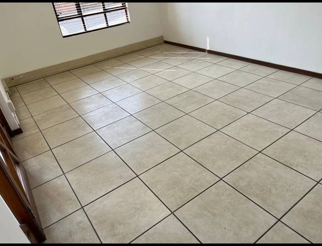 BUSINESS PROPERTY TO RENT IN HONEYDEW